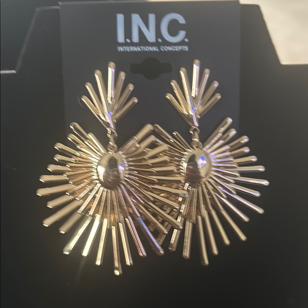 INC International Concepts Gold Starburst Earrings